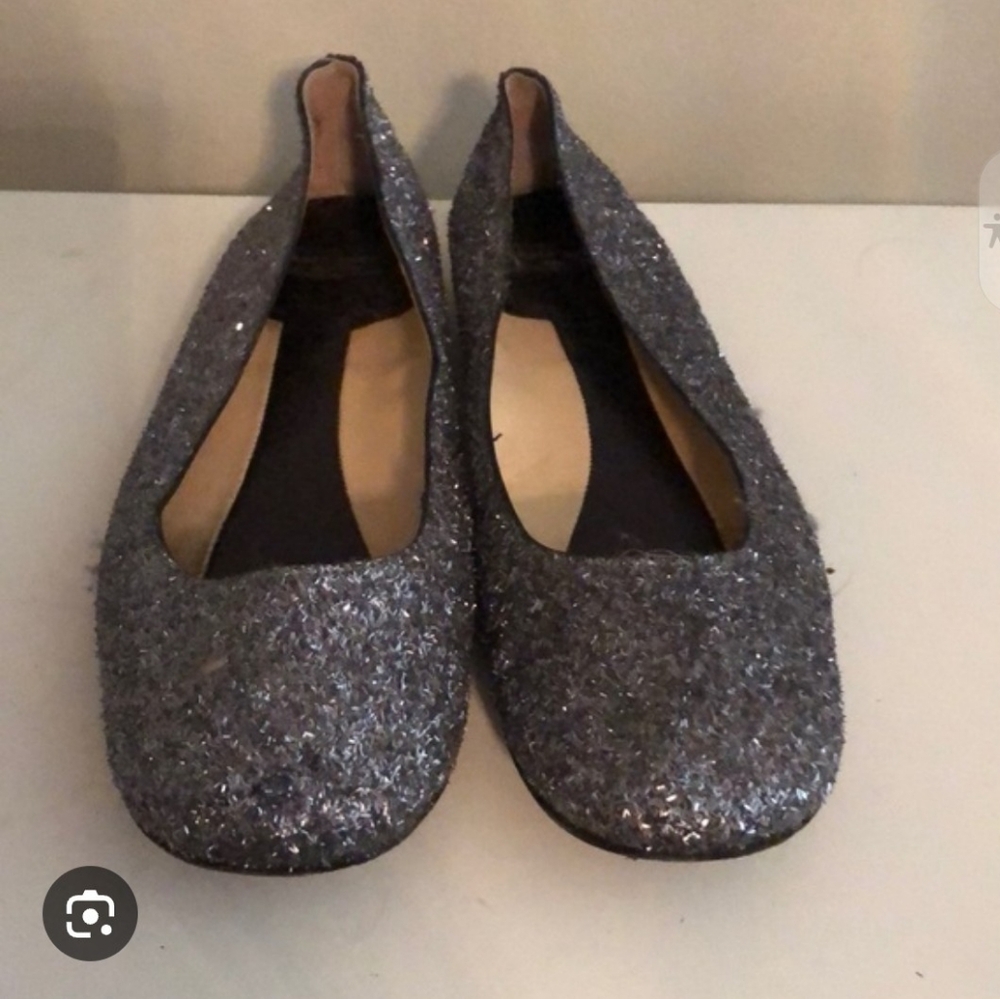 ♠️Kate♠️ Spade ♠️Fontana♠️ Silver♠️ Sparkle♠️ flats size 8.5♠️